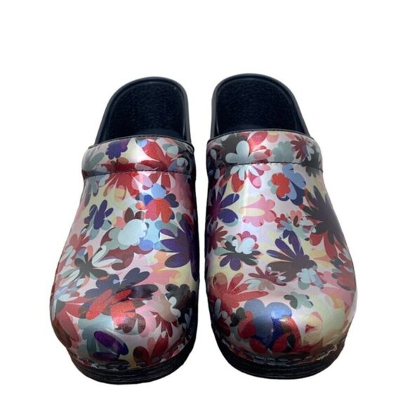 Dansko New Women's Professional Clogs Boho Flower Patent size 38 - Picture 2 of 9